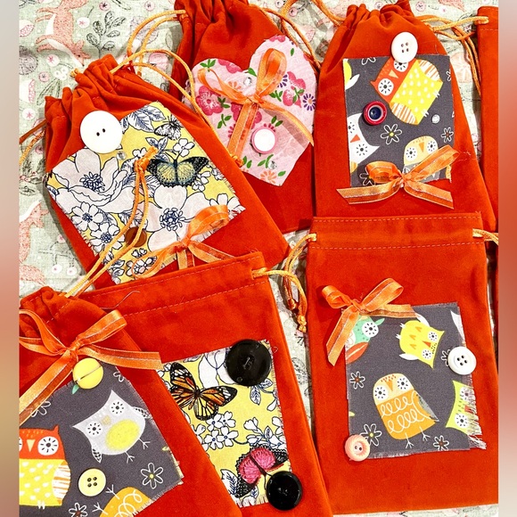 Hand Crafted Other - 5 velvet owl, butterfly, heart jewelry bags